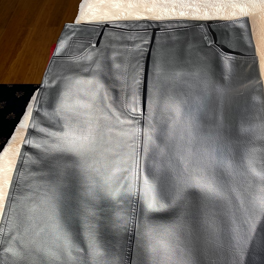 100% black leather skirt Size 2